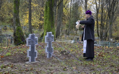 Захоронение русских&nbsp;и&nbsp;немецких&nbsp;воинов, погибших&nbsp;в&nbsp;августе&nbsp;1914&nbsp;г.